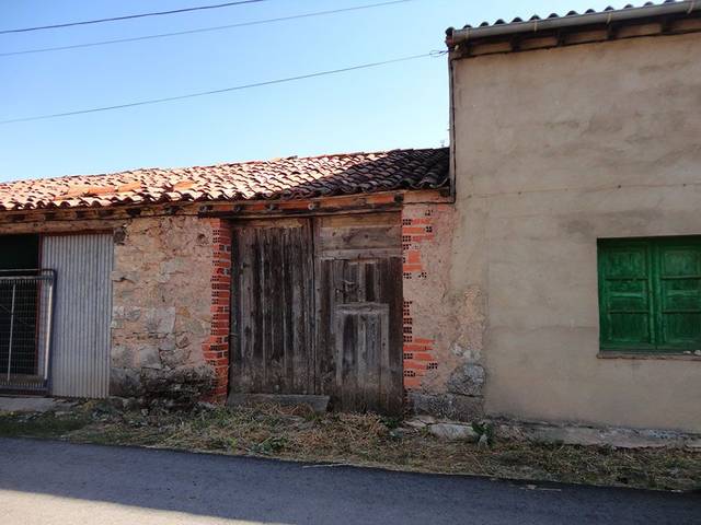 Casa-chalet en Venta en Agualinos, 8 en Hontoria del Pinar