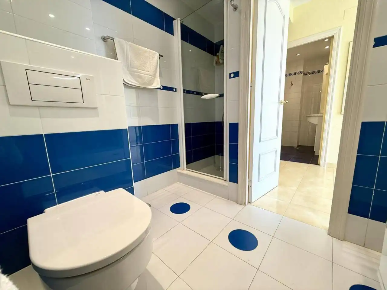 Badezimmer von Dachboden zum Verkauf in El Ejido mit Klimaanlage, Terrasse und Möbliert