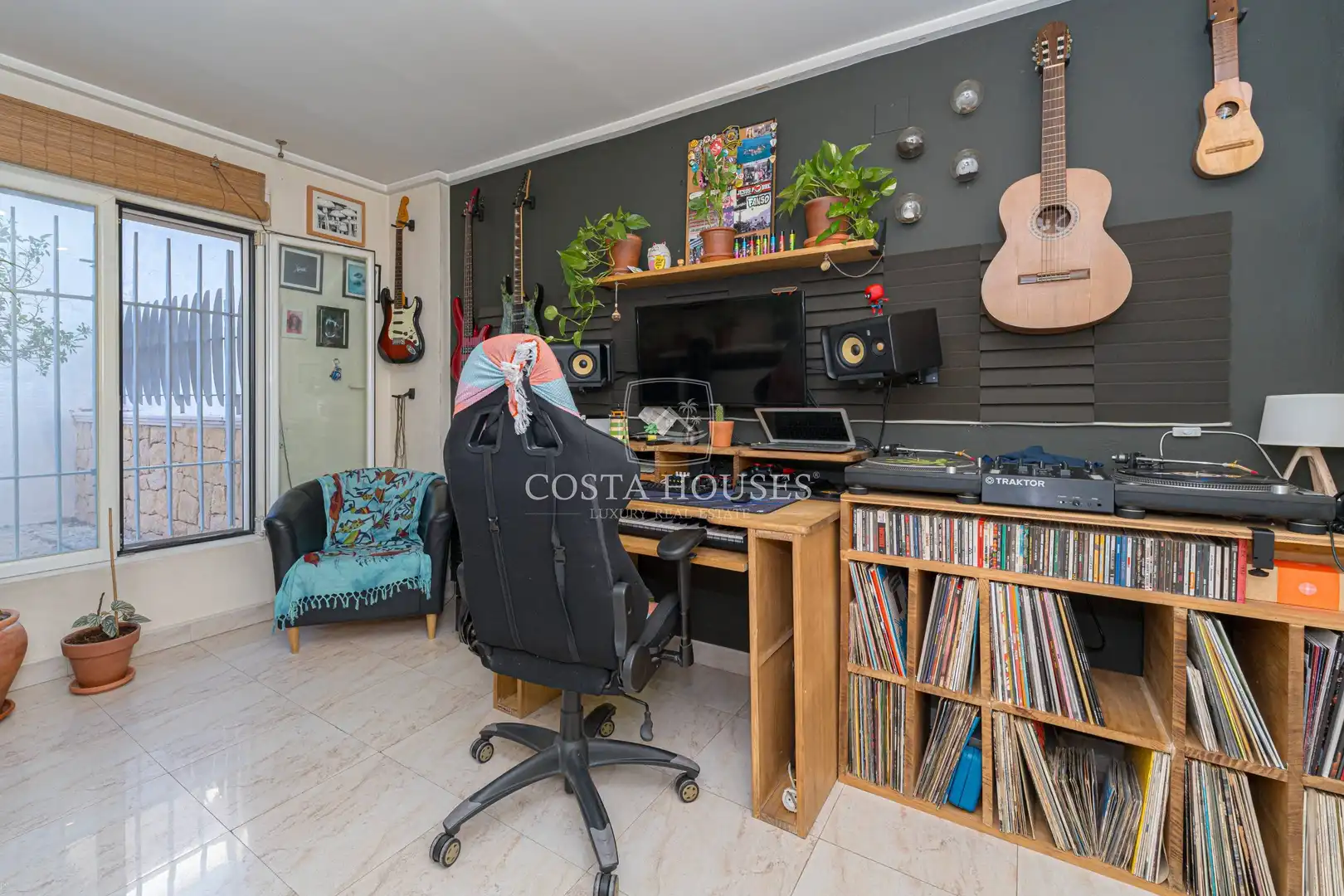 Houses for sale in Jávea / Xàbia  with Air Conditioner, Heating and Terrace