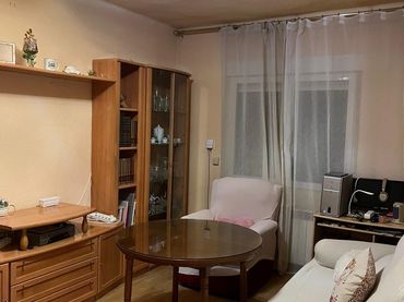 Piso con balcón en venta en Industria