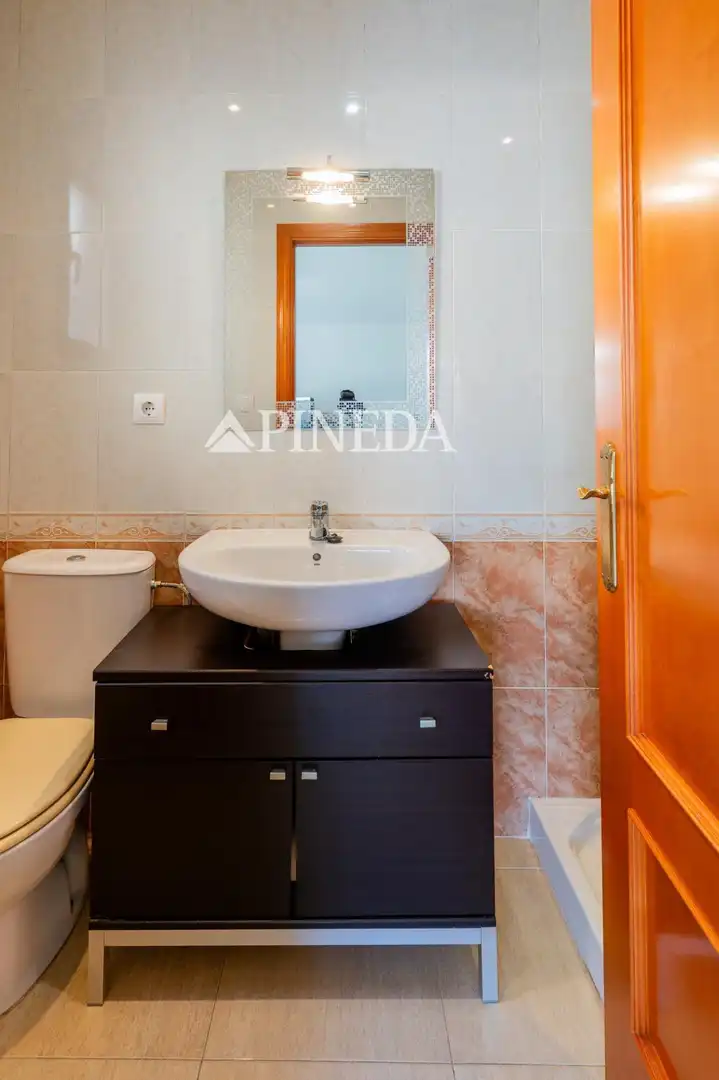 Baño de Casa adosada en venta en Puçol con Calefacción, Terraza y Trastero