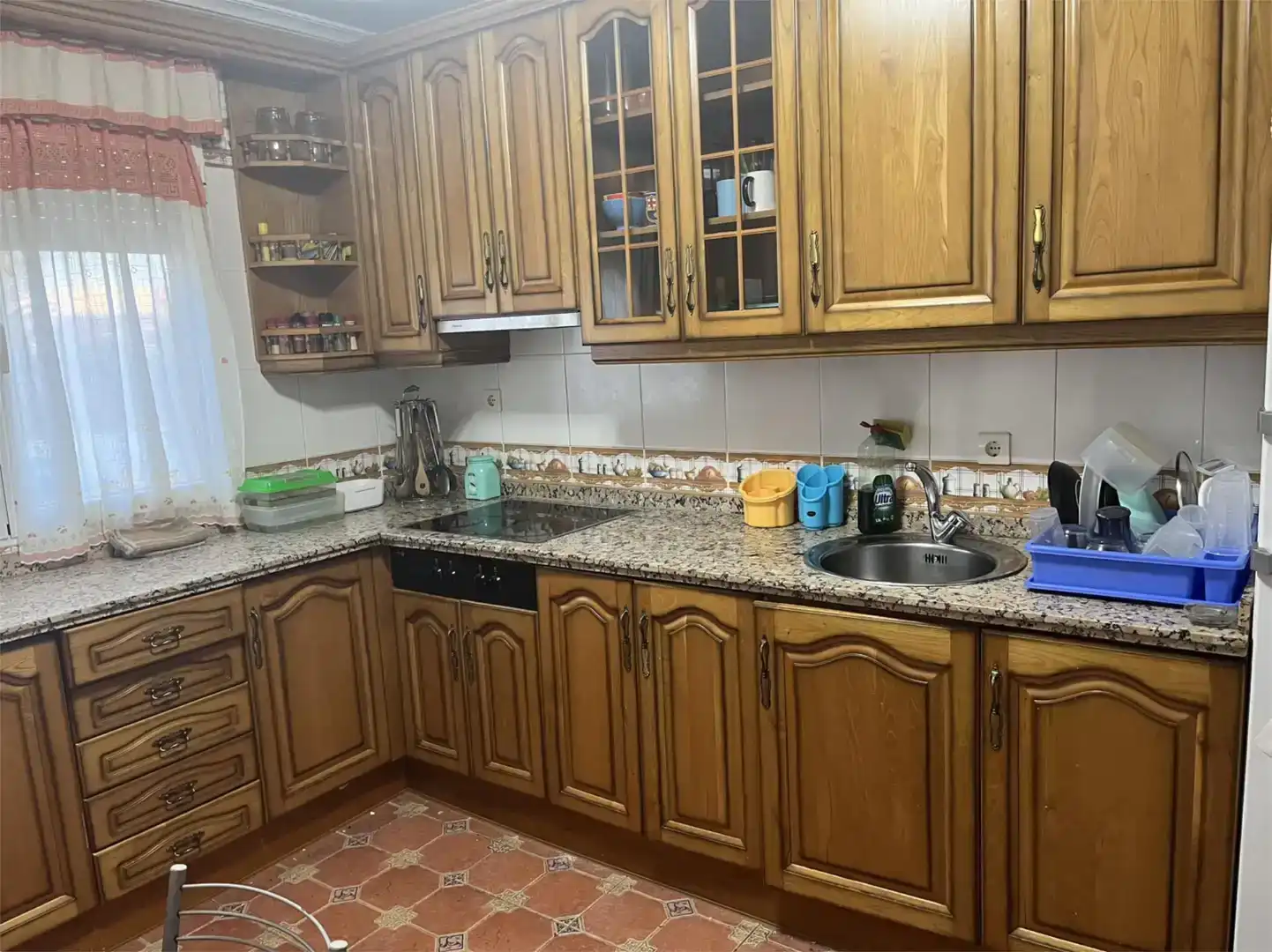 Cuina de Casa o xalet en venda en Santovenia de la Valdoncina amb Balcó