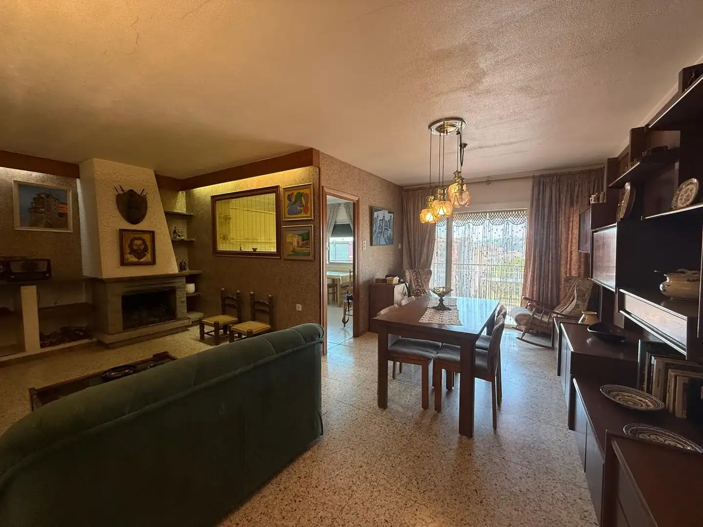 Sala de estar de Piso en venta en Olesa de Montserrat con Calefacción, Terraza y Horno
