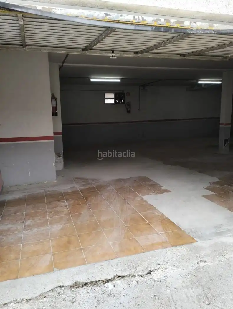 Individual en venta en Carrer del Dos de Maig 23