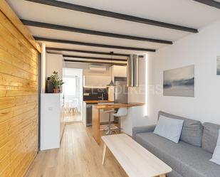 Sala d'estar de Apartament en venda en  Barcelona Capital amb Aire condicionat, Terrassa i Balcó