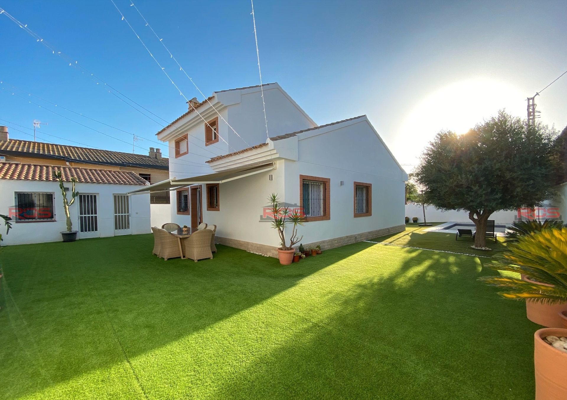 Exterior view of House or chalet for sale in Pilar de la Horadada  with Air Conditioner, Heating and Private garden