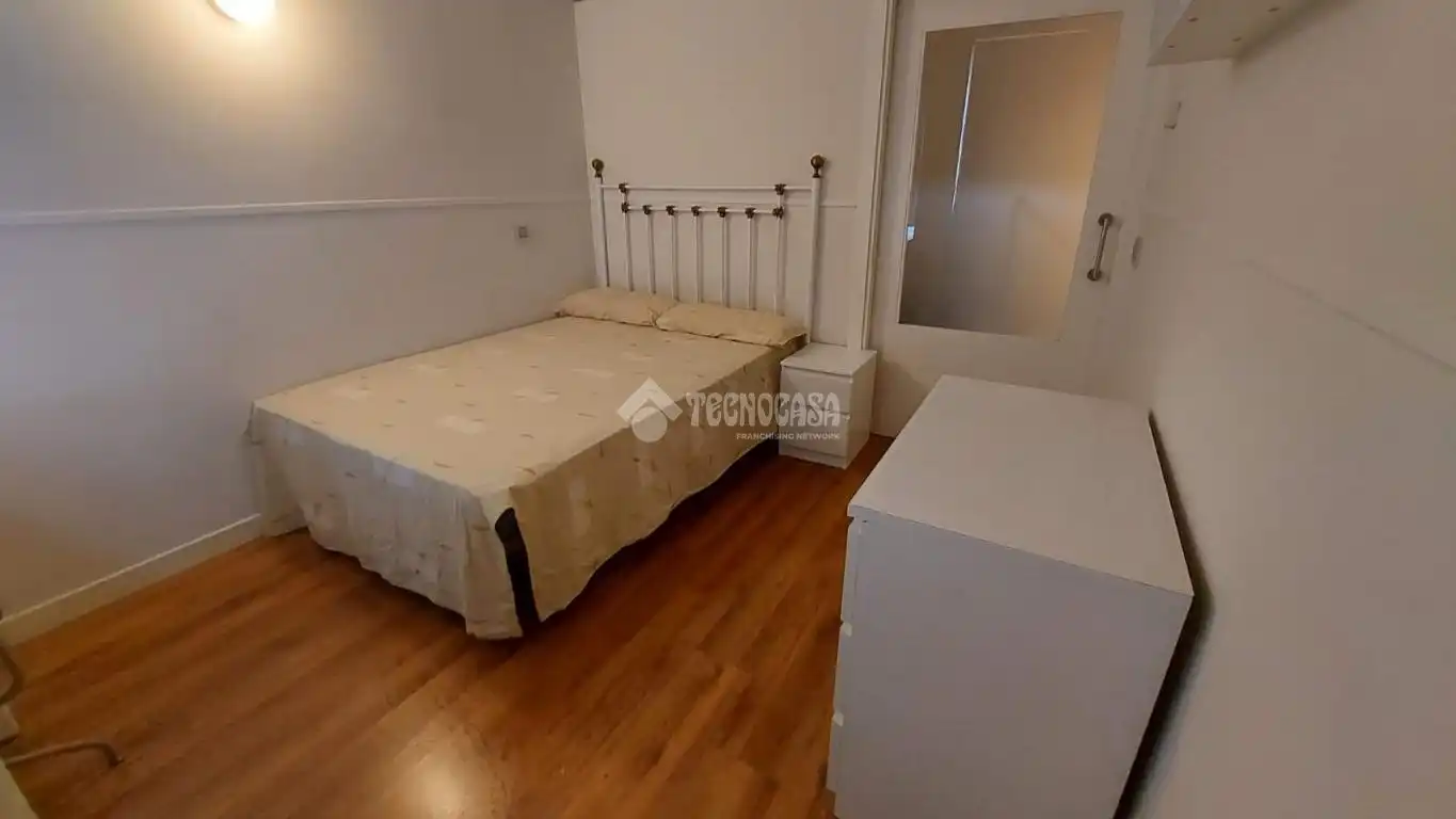 Habitación de Piso de alquiler en Madrid con Aire acondicionado y Calefacción