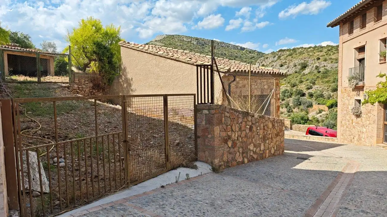 Vista exterior de Terreno en venta en Alquézar