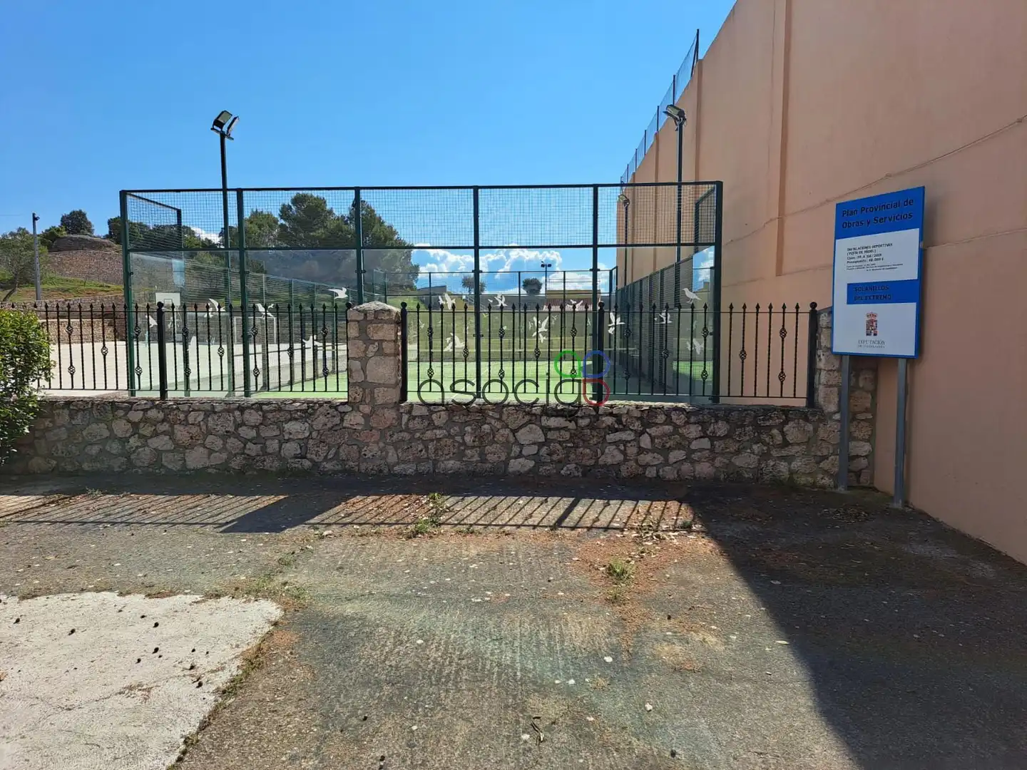 Casa o chalet en venta en Solanillos del Extremo con Calefacción, Trastero y Piscina