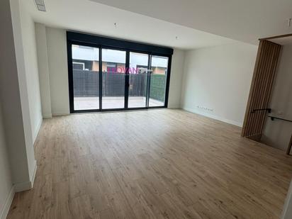 Living room of Single-family semi-detached to rent in Torrejón de Ardoz  with Air Conditioner