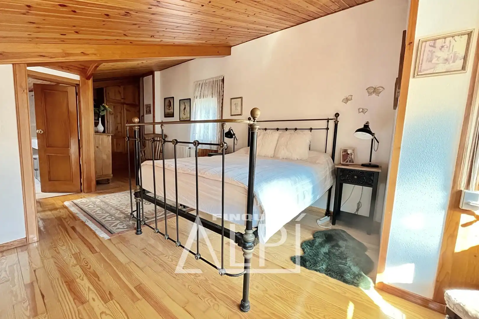 Dormitori de Casa adosada en venda en Fontanals de Cerdanya amb Calefacció, Parquet i Moblat