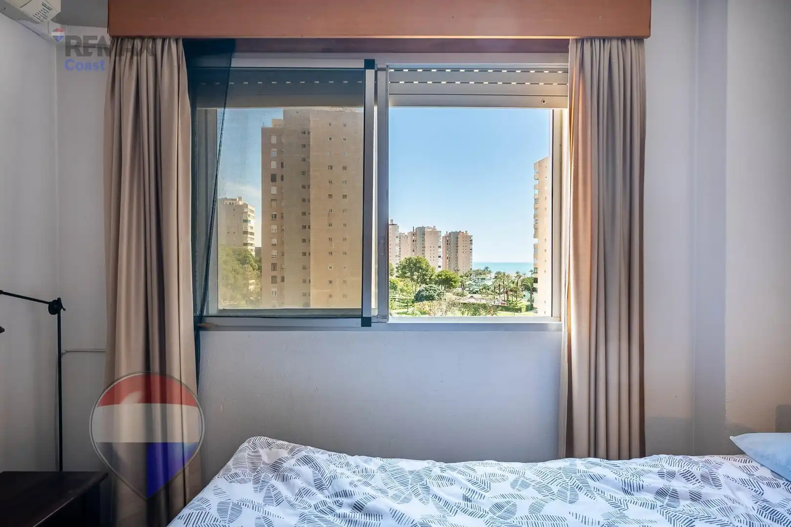 Habitación de Piso en venta en Torremolinos con Aire acondicionado, Terraza y Piscina comunitaria