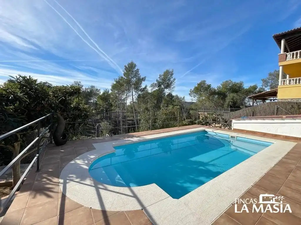 Piscina de Casa o xalet en venda en Olivella amb Calefacció, Jardí privat i Terrassa