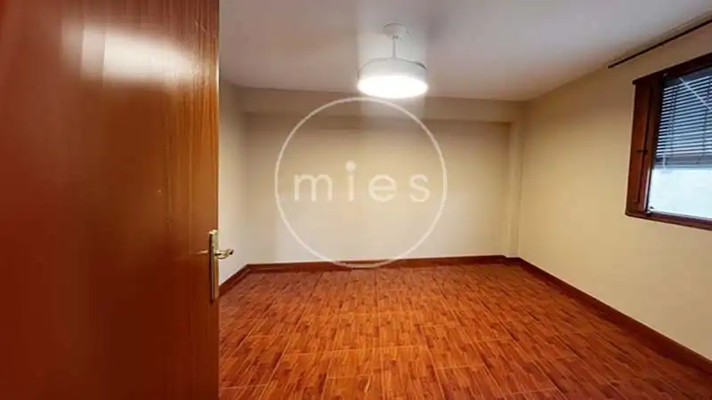 Piso en venta en Torrent con Aire acondicionado, Amueblado y Balcón