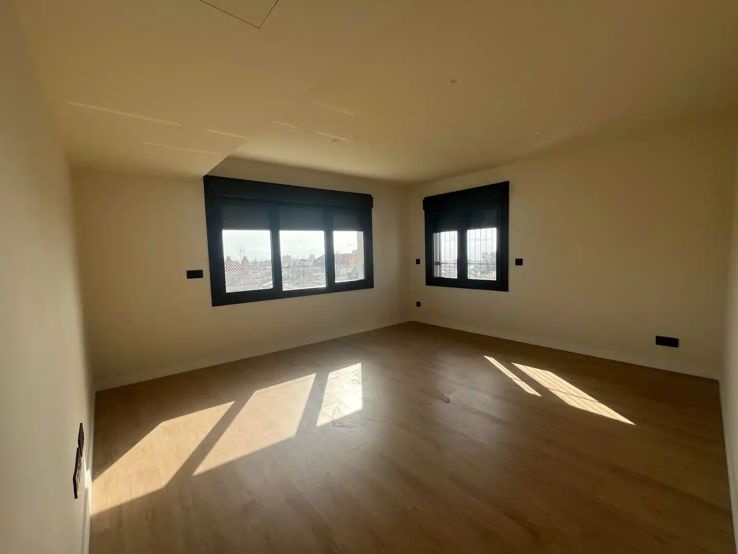 Ático con ascensor en venta en Centre