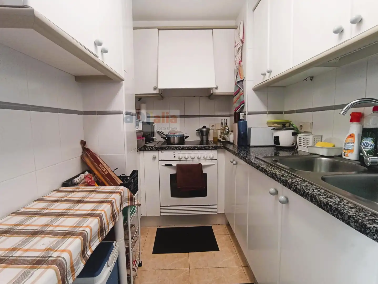 Kitchen of Apartments for sale in Palamós  with Heating and Balcony