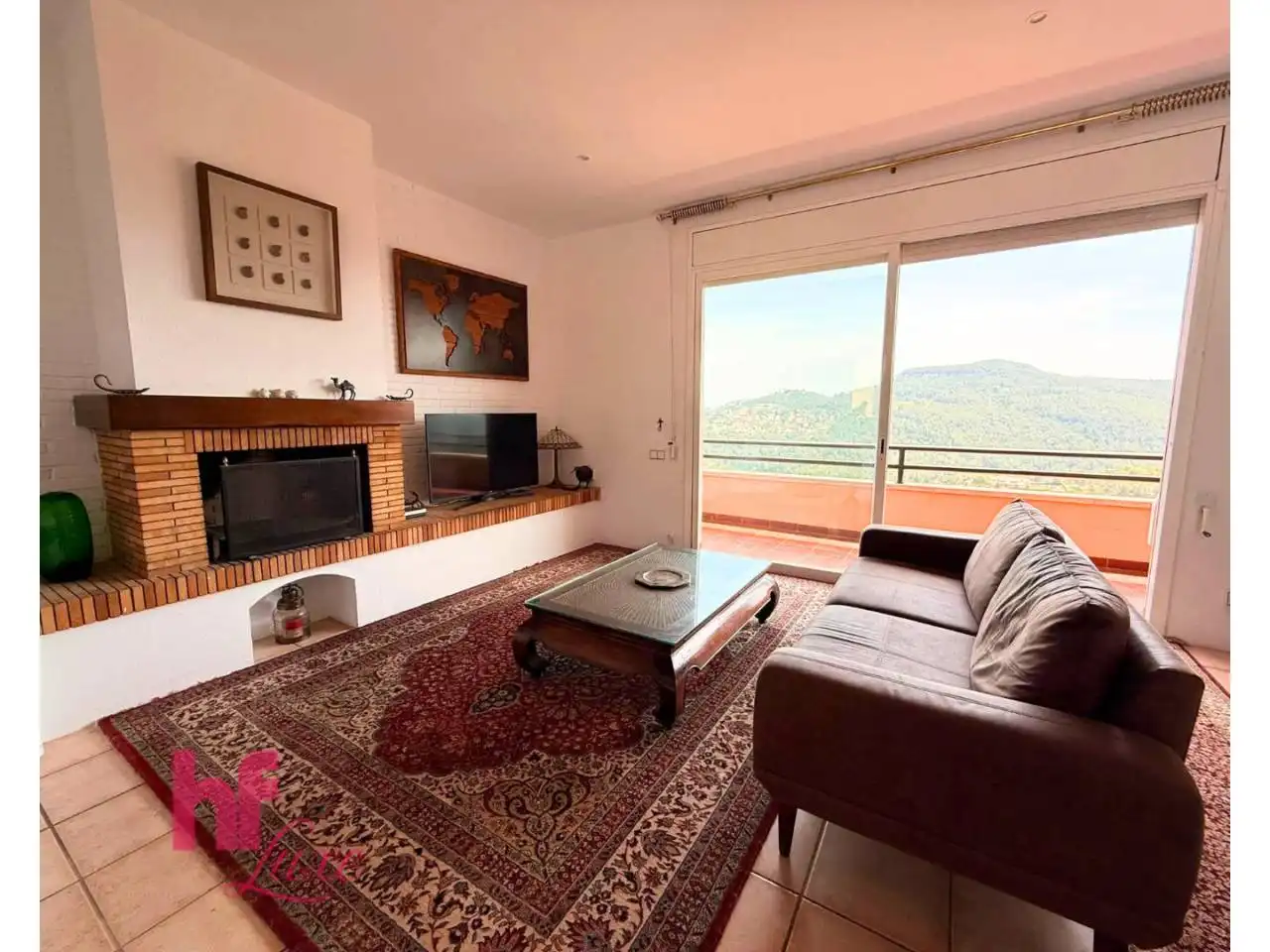 Detached house with pool for sale in Calle Pompeu Fabra