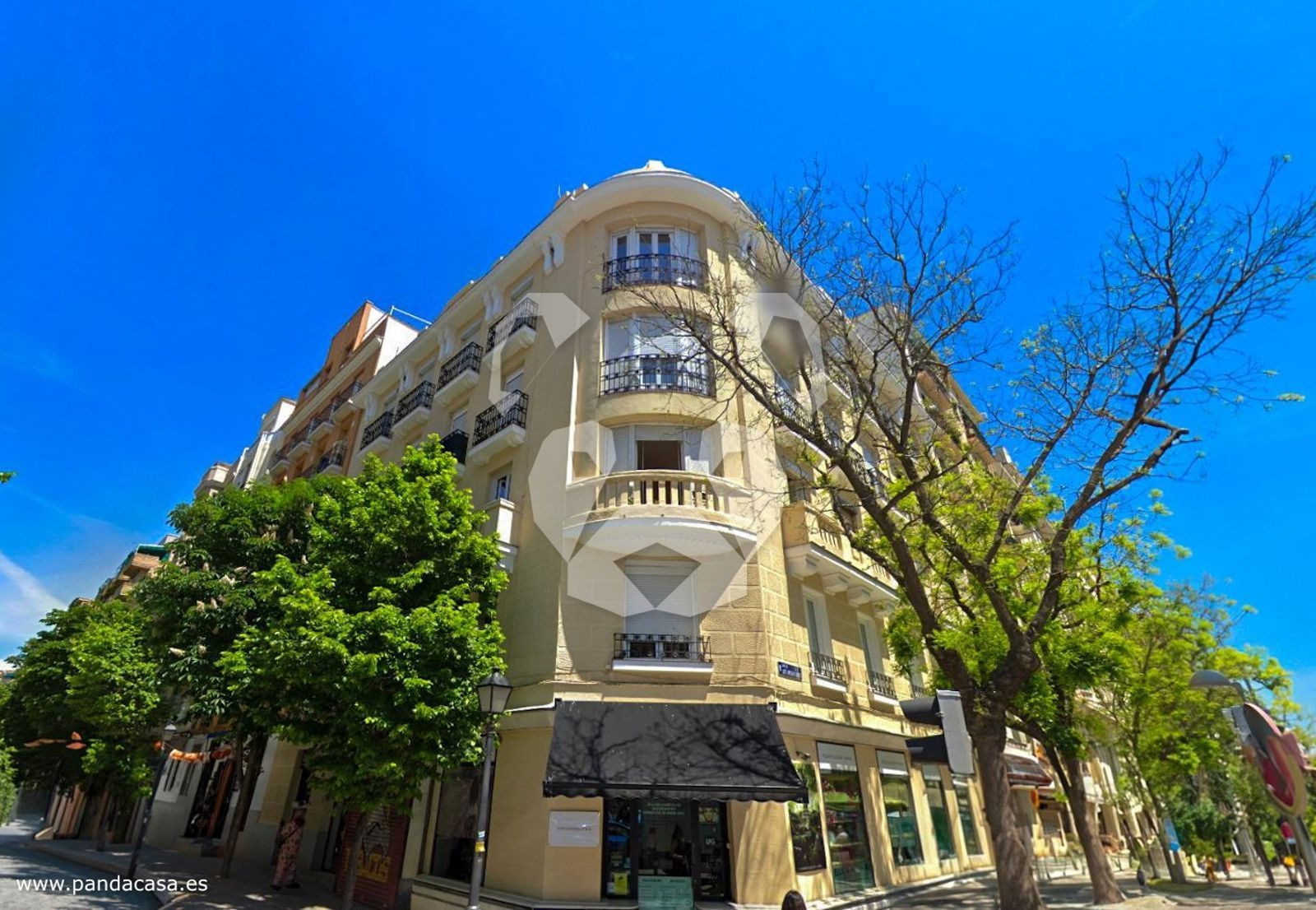Exterior view of Flat to rent in  Madrid Capital  with Heating and Furnished