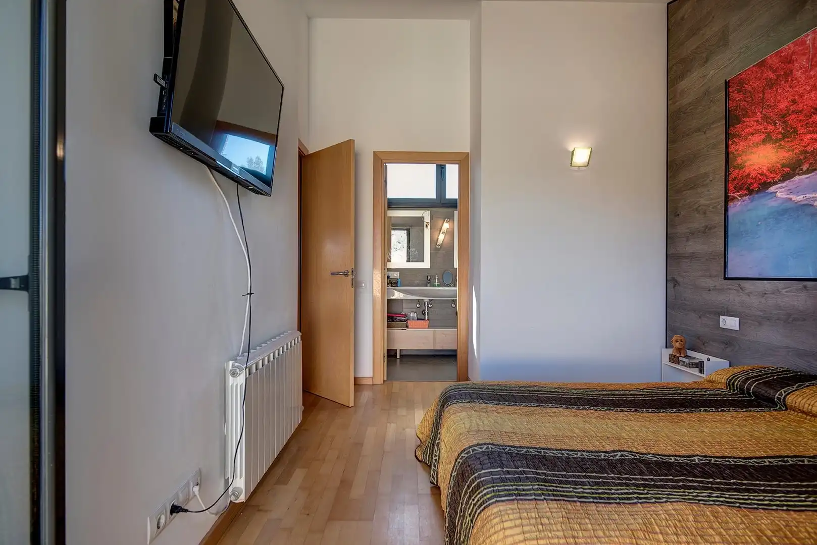 Habitación de Casa o chalet en venta en La Pobla de Claramunt con Aire acondicionado, Calefacción y Jardín privado