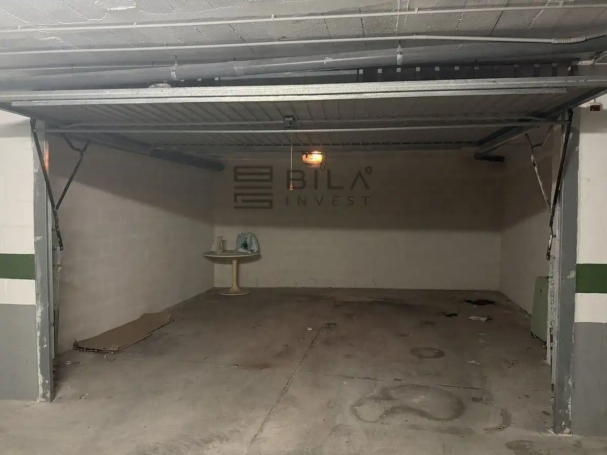 Parking de Piso en venta en Benalmádena con Aire acondicionado, Terraza y Piscina