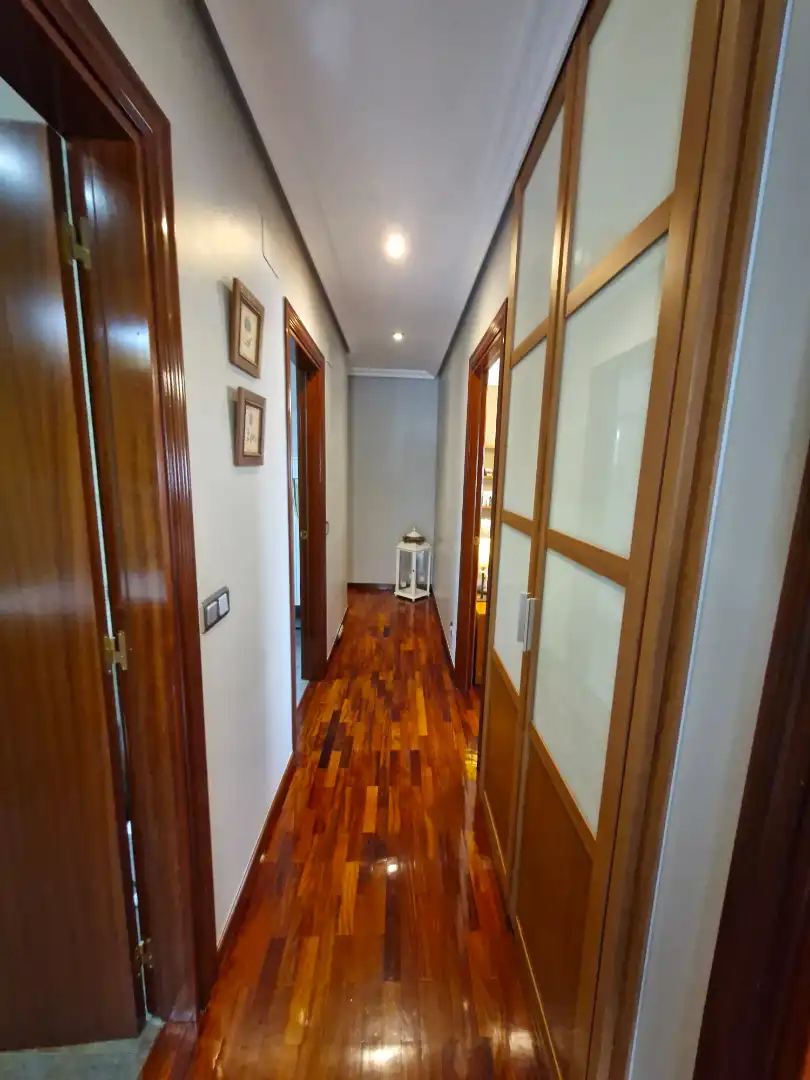 Piso de alquiler en Derio con Calefacción, Parquet y Amueblado