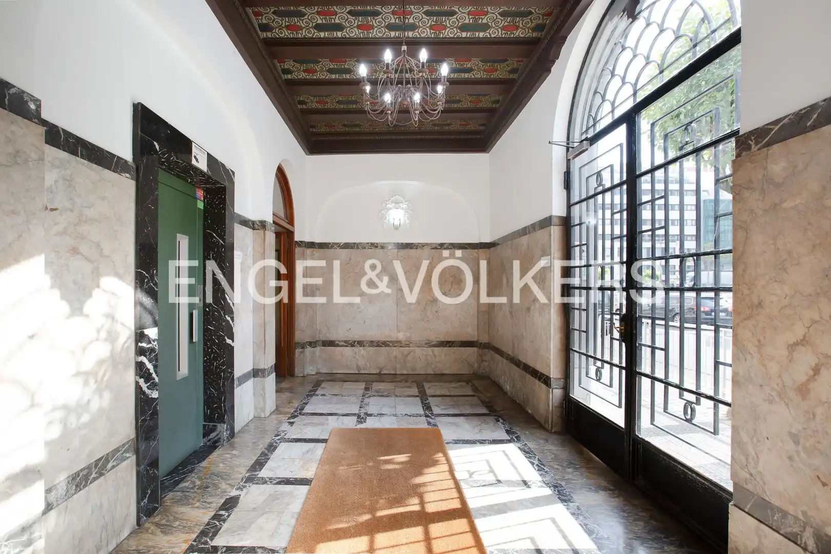 Piso en venta en Bilbao  con Aire acondicionado, Calefacción y Parquet