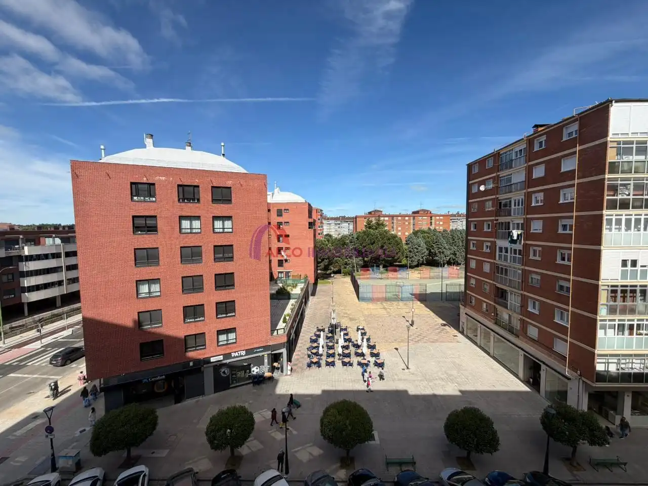 Vista exterior de Piso en venta en Burgos con Calefacción, Terraza y Amueblado