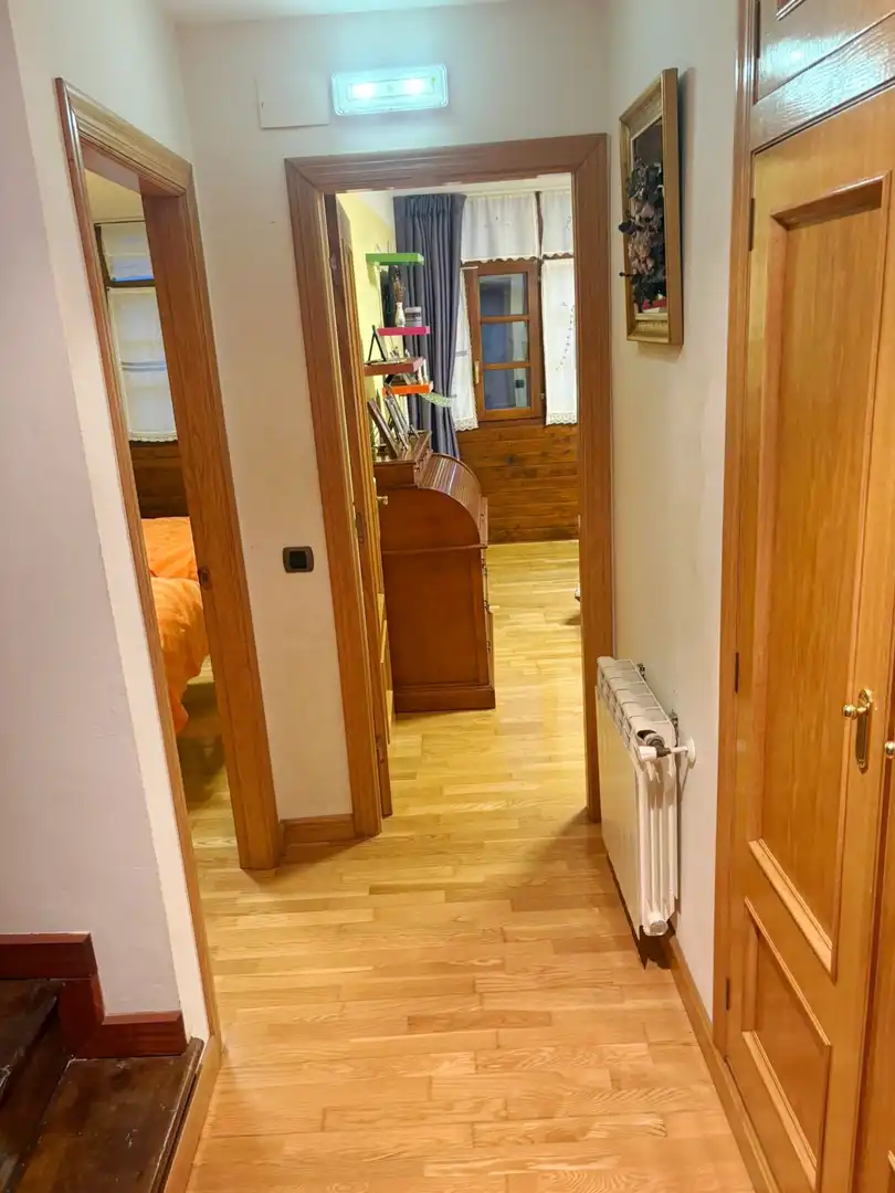 Casa adosada en venta en Cabranes con Calefacción y Terraza