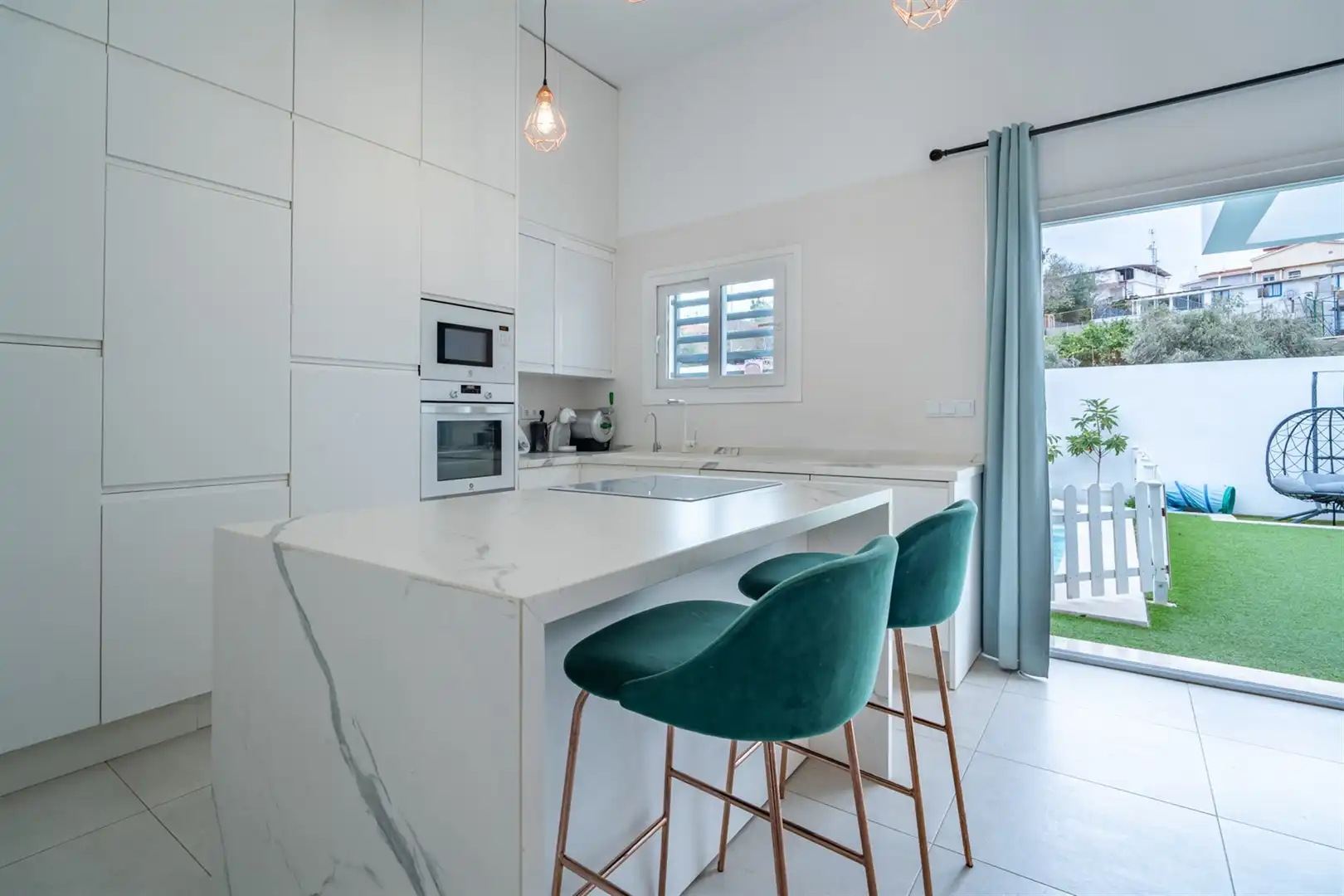 Kitchen of Houses for sale in Málaga