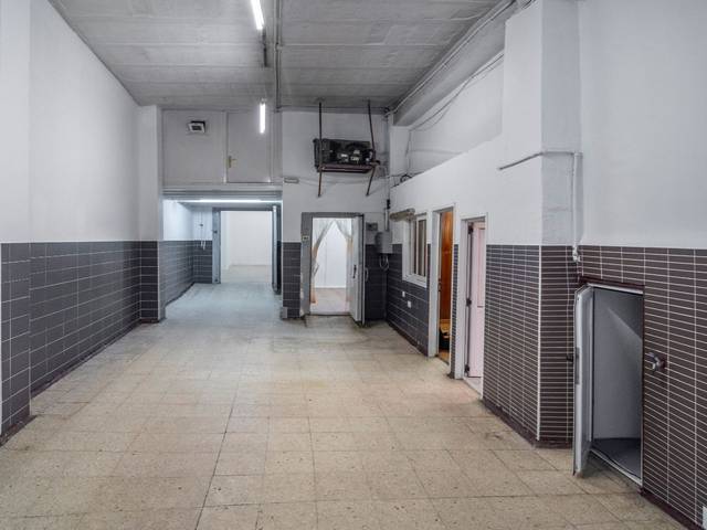 Local comercial en Venta en Rúa López Mora, 23 en Camelias - Pi y Margall