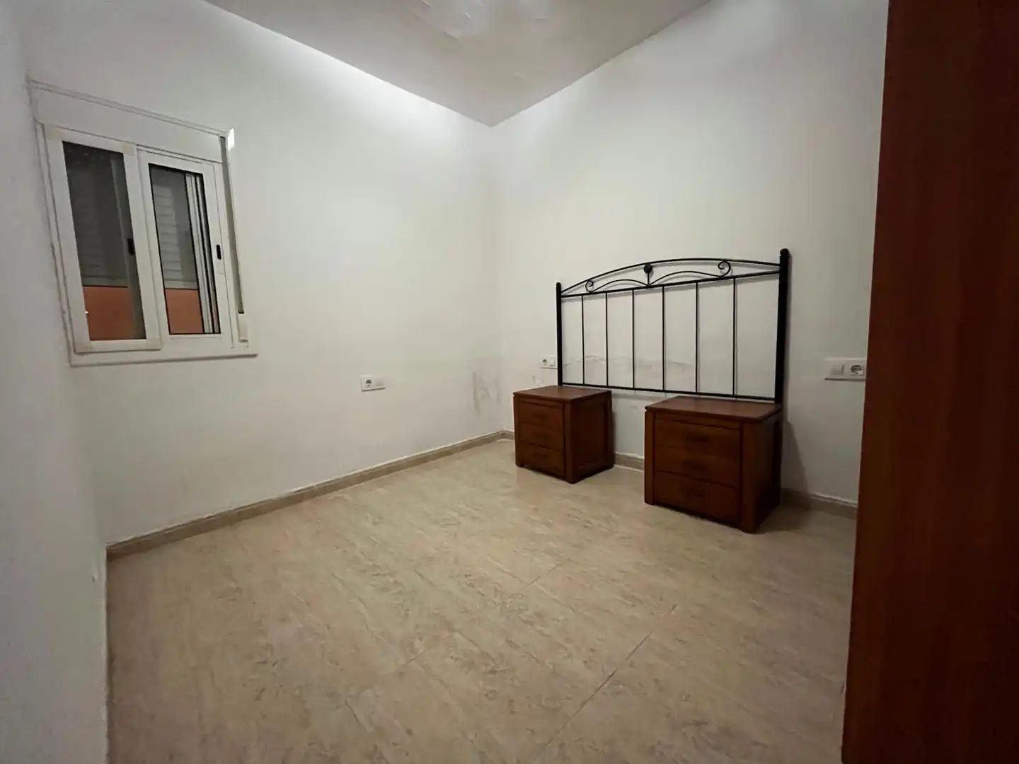 Habitación de Planta baja en venta en Tarragona con Terraza, Trastero y Amueblado