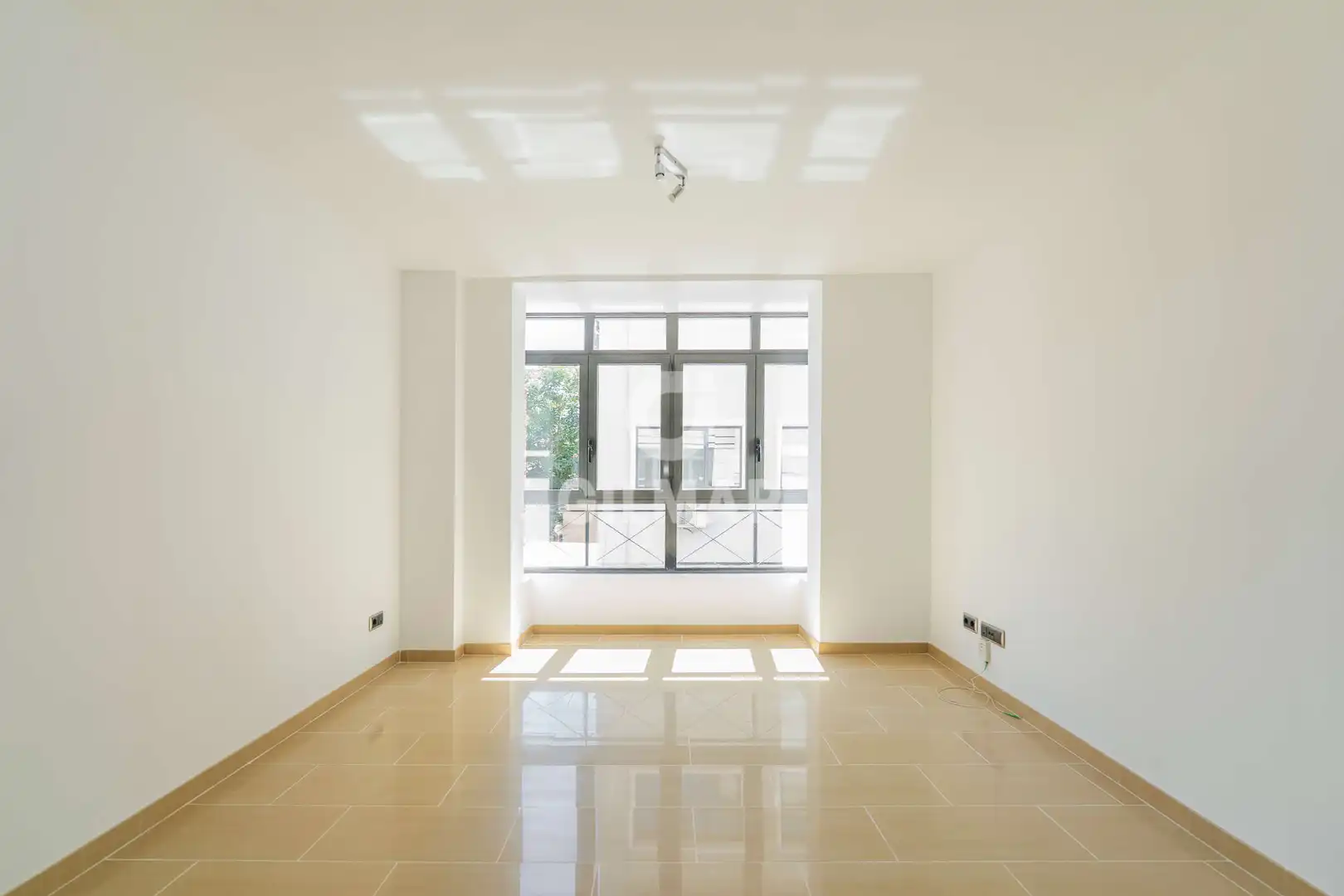 Flat for sale in Madrid  with Heating, Private garden and Storage room