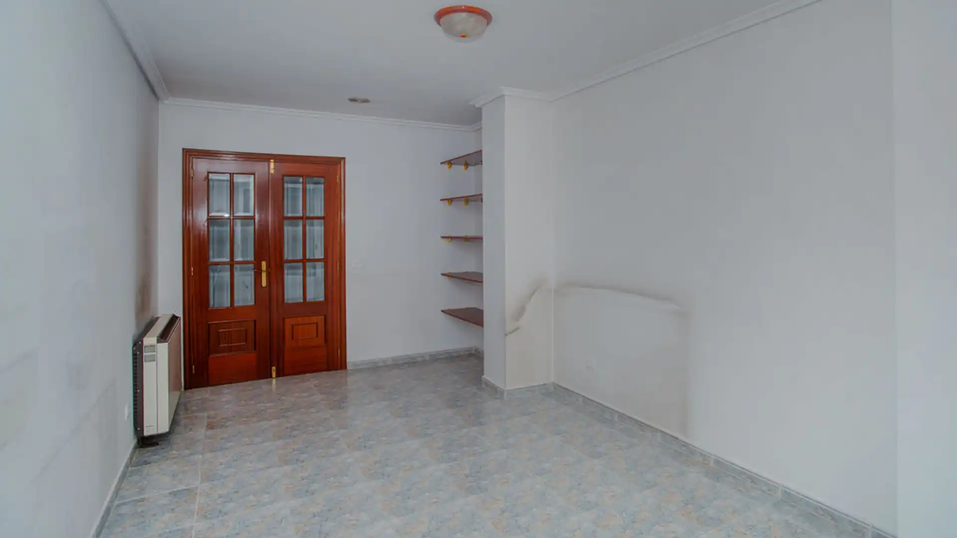 Piso en venta en O Barco de Valdeorras   con Trastero