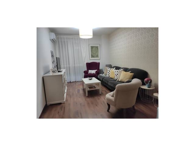 Piso en Alquiler en Avenida Camino De Los Rostros en Carretera de Sevilla - Los Montitos