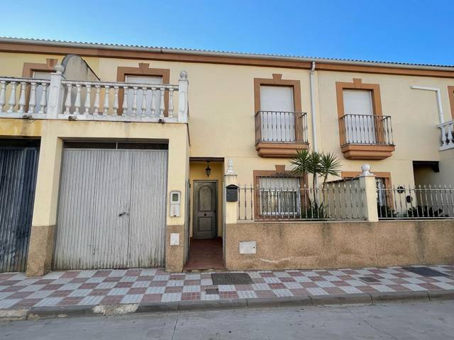 Casa adosada en Venta en Villanueva de la Reina