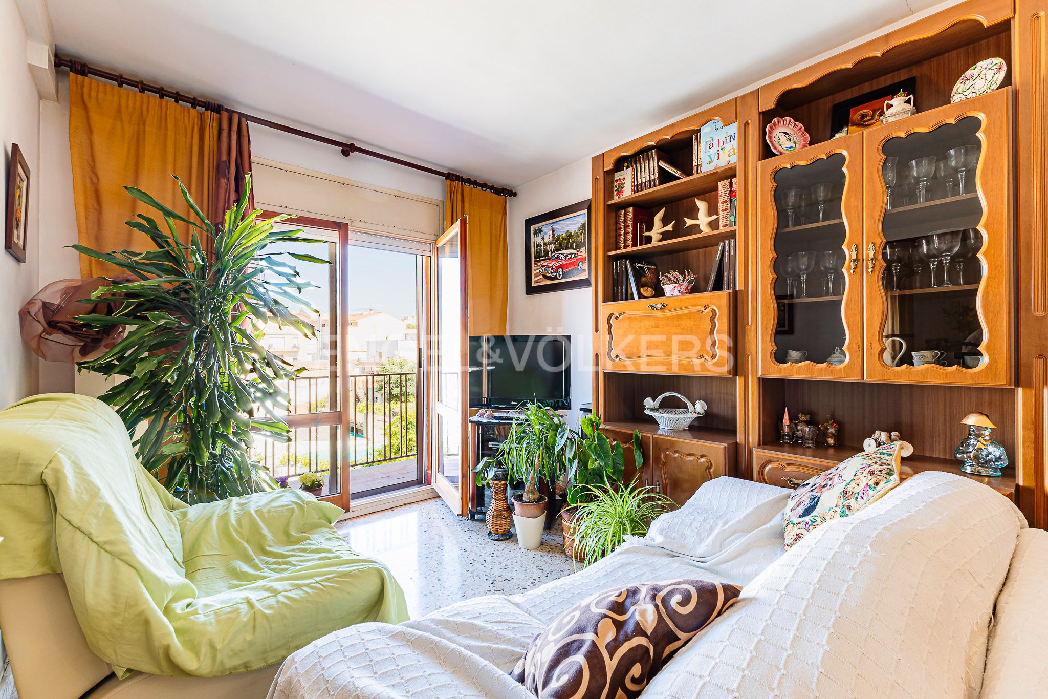 Vista exterior de Apartament en venda en Sant Martí Sarroca amb Aire condicionat, Calefacció i Moblat
