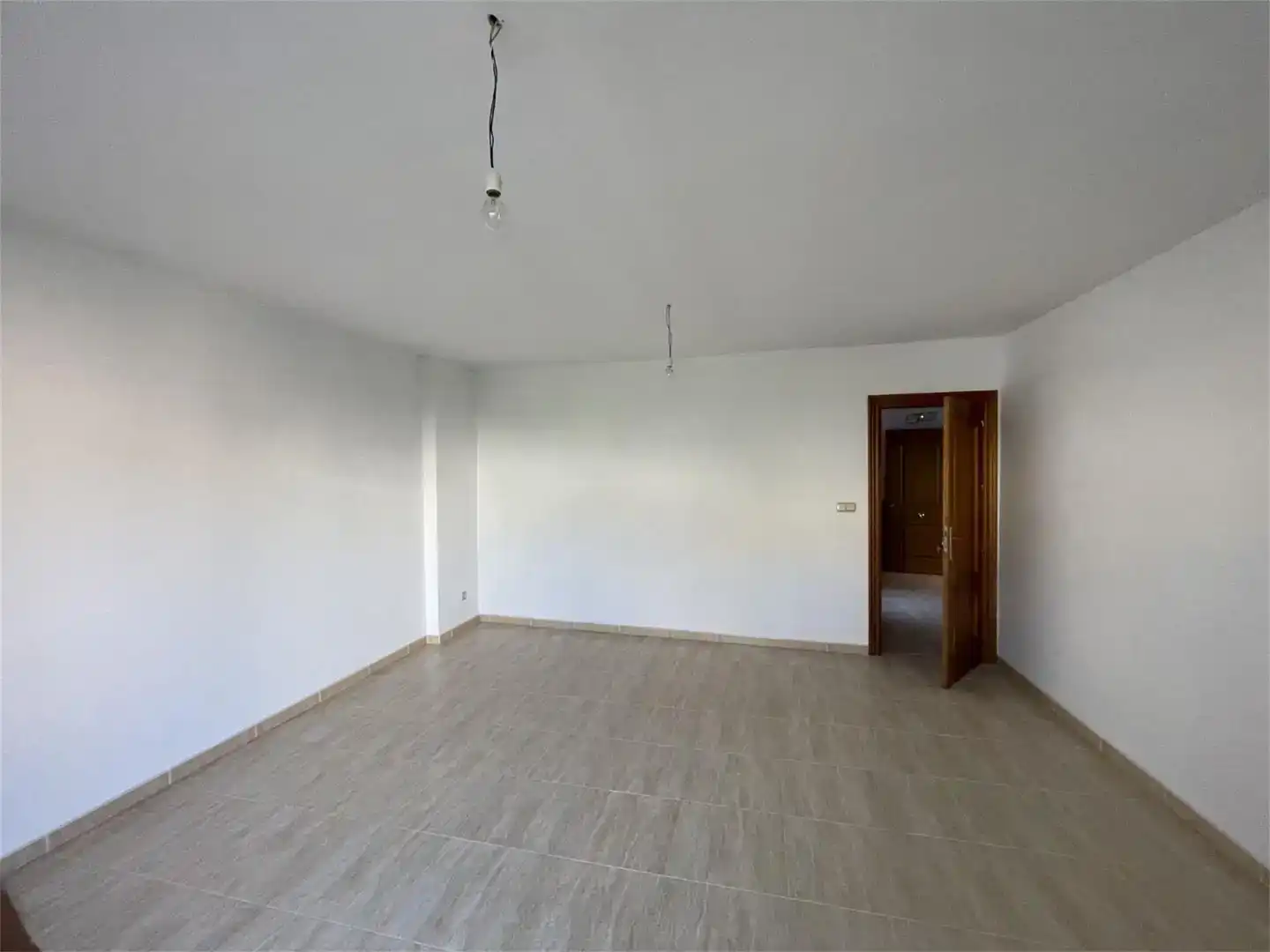 Sala d'estar de Local de lloguer en Lecrín