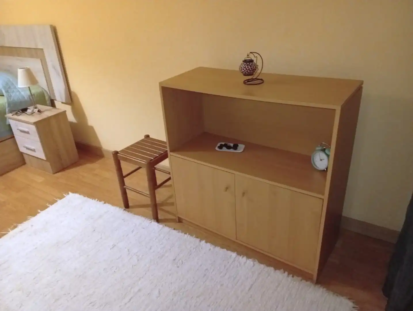 Habitación de Piso en venta en Gijón  con Calefacción, Parquet y Terraza