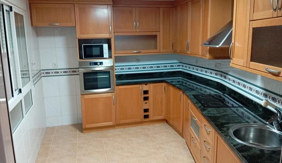 Foto 1 de Dúplex de lloguer a Carrús Oeste, Alicante