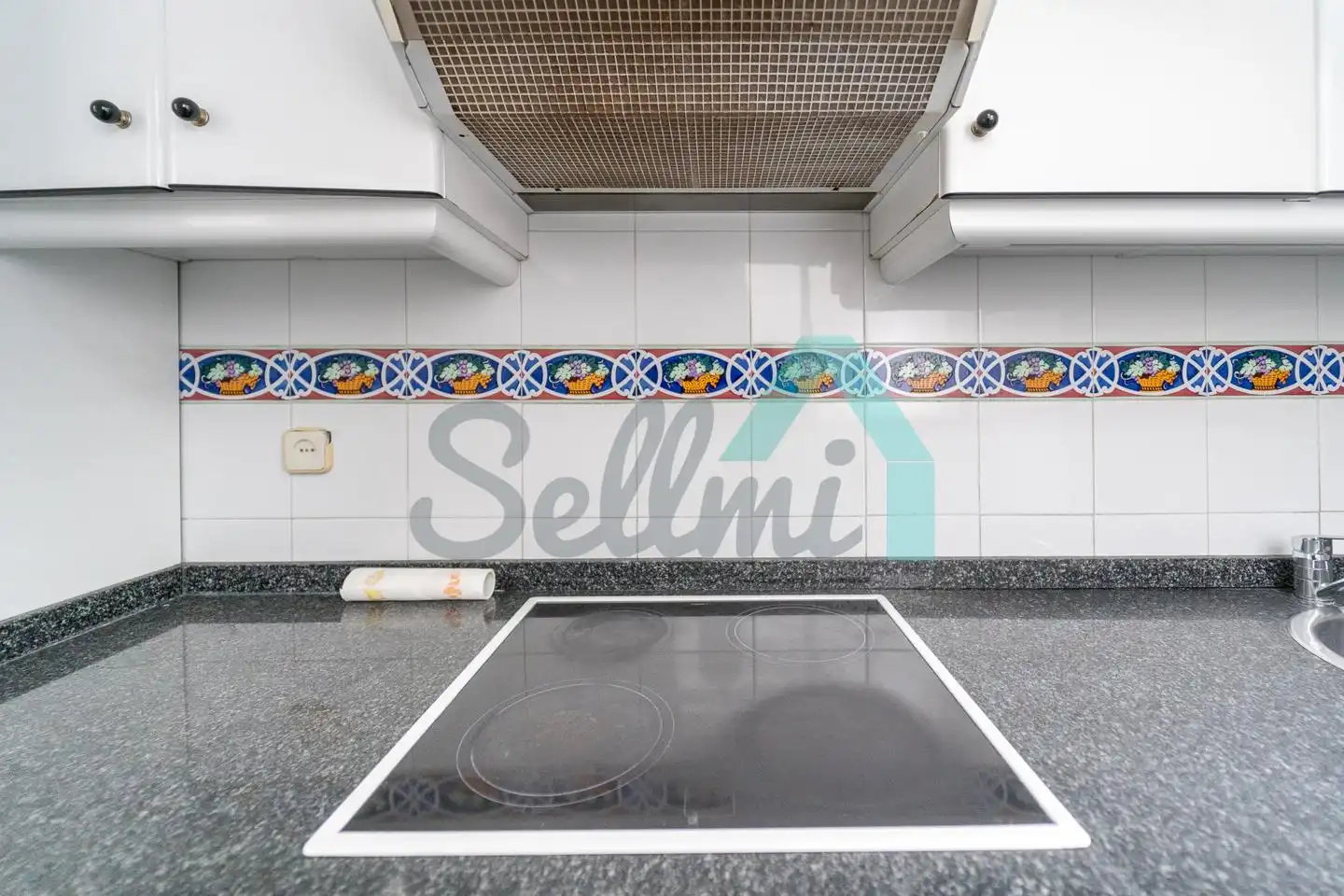 Cocina de Ático de alquiler en Oviedo  con Calefacción y Terraza