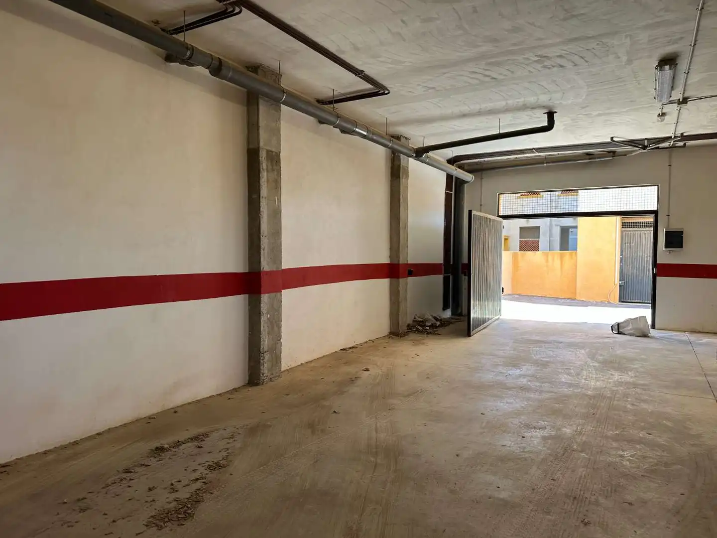 Garage for sale in Orihuela