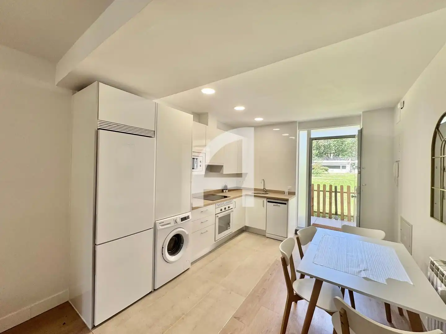 Kitchen of Flat for rent in Madrid  with Air Conditioner, Heating and Furnished