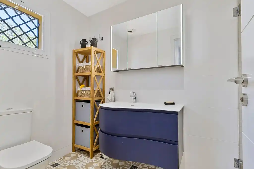 Baño de Ático en venta en Benalmádena con Aire acondicionado, Terraza y Amueblado
