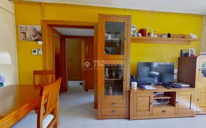 Living room of Flat for sale in Sabadell  with Air Conditioner, Heating and Storage room