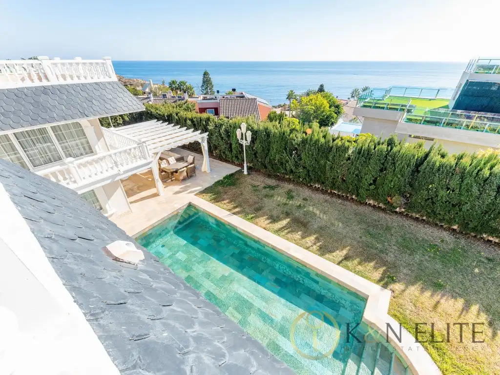 Casa amb piscina en venda a Playa de San Juan - El Cabo de las Huertas, imagen 11