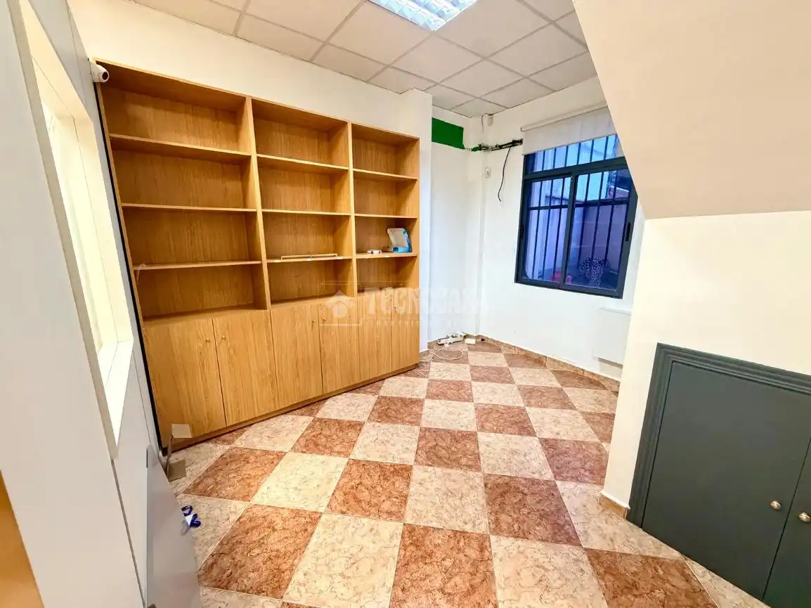 Local comercial en alquiler en Zona Centro - Ayuntamiento, imagen 8
