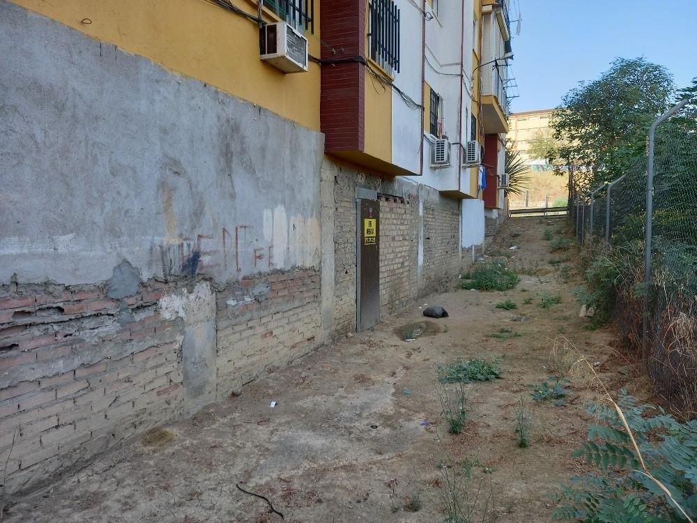 Local en venda a Virgen De Las Angustias, 6, Barrio Bajo