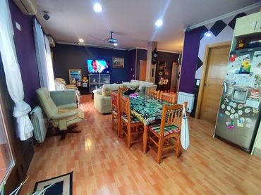 Casa con balcón en venta en Tomelloso