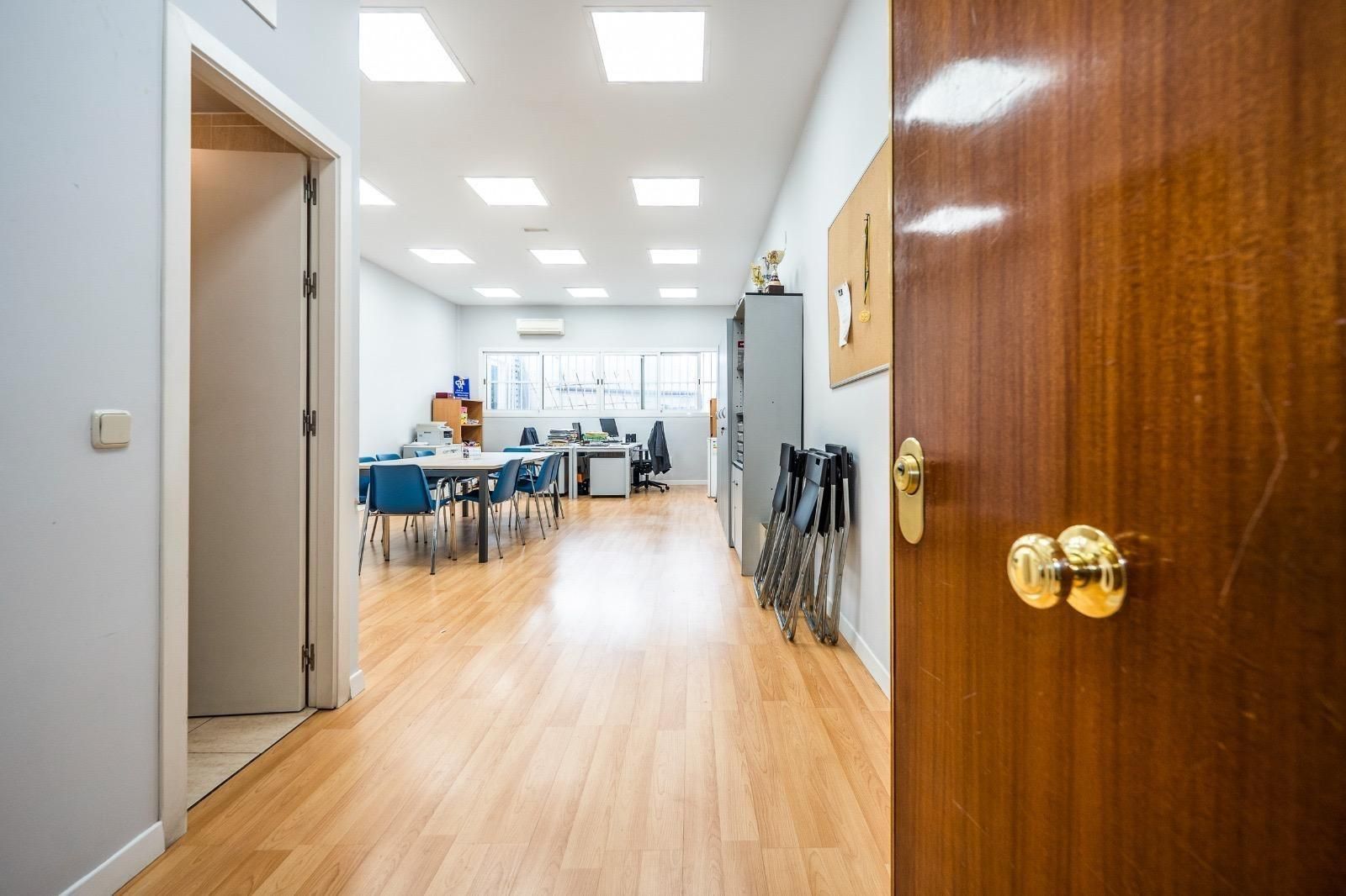 Office to rent in  Madrid Capital  with Air Conditioner and Heating