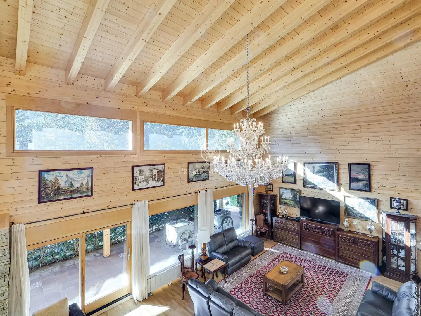 Sala d'estar de Casa o xalet en venda en Alp amb Calefacció, Jardí privat i Parquet